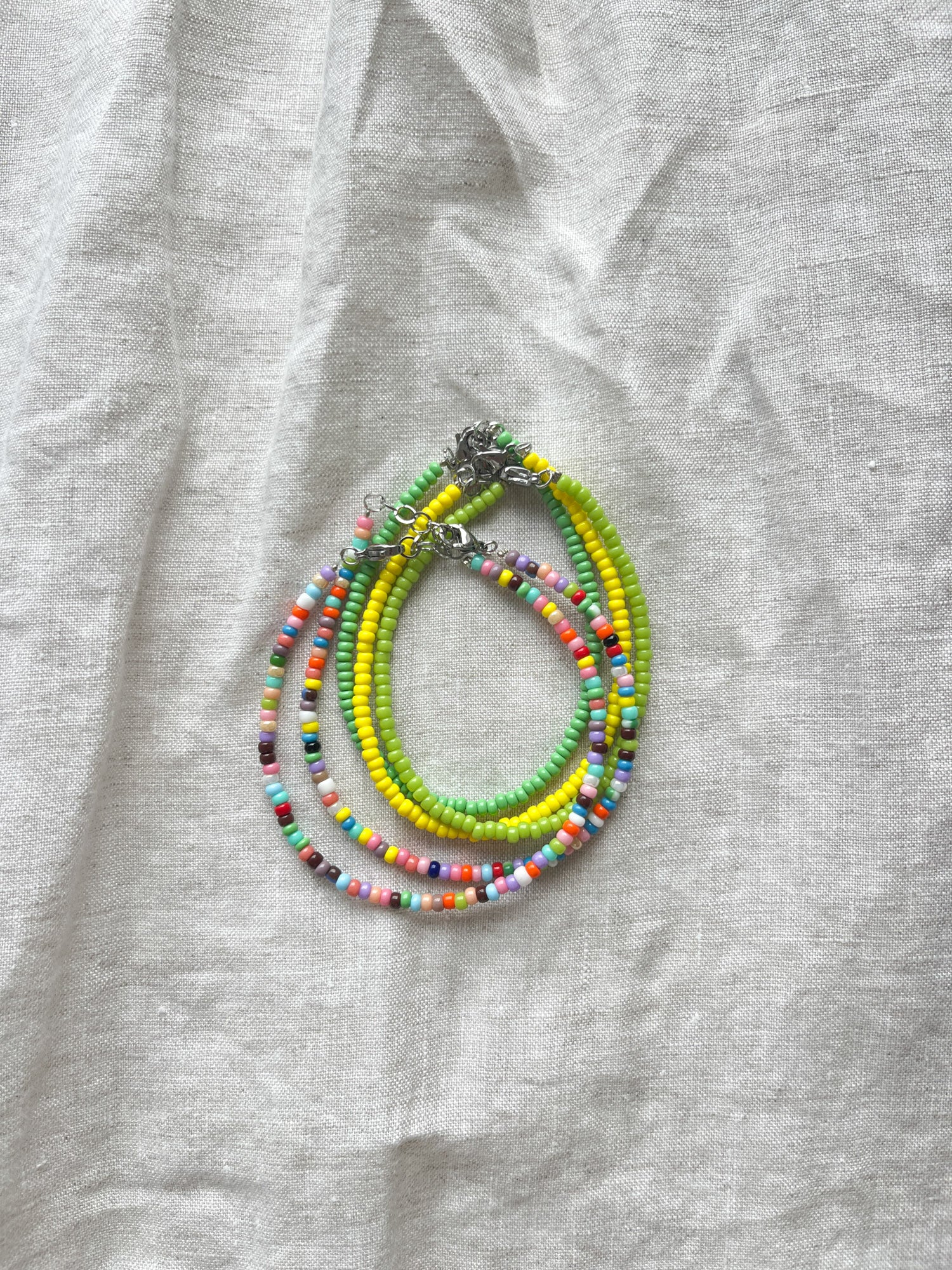 GELANG MANIK-MANIK